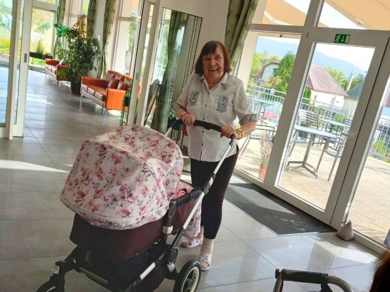 Wir hatten Besuch von Reborn-Babys, die auf den ersten Blick wirklich wie echte Babys aussehen.