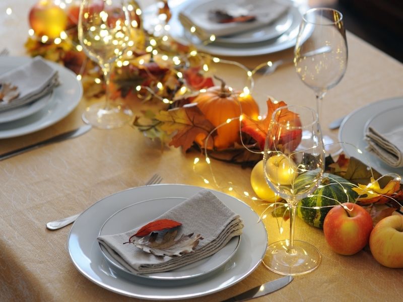 Und dieses Mal machen wir es wieder ganz nach tschechischer Art. Am Samstag, dem 24. Oktober ab 13:00 Uhr, bereiten wir für Sie ein herbstliches VIP-Mittagessen mit traditioneller tschechischer Küche vor.